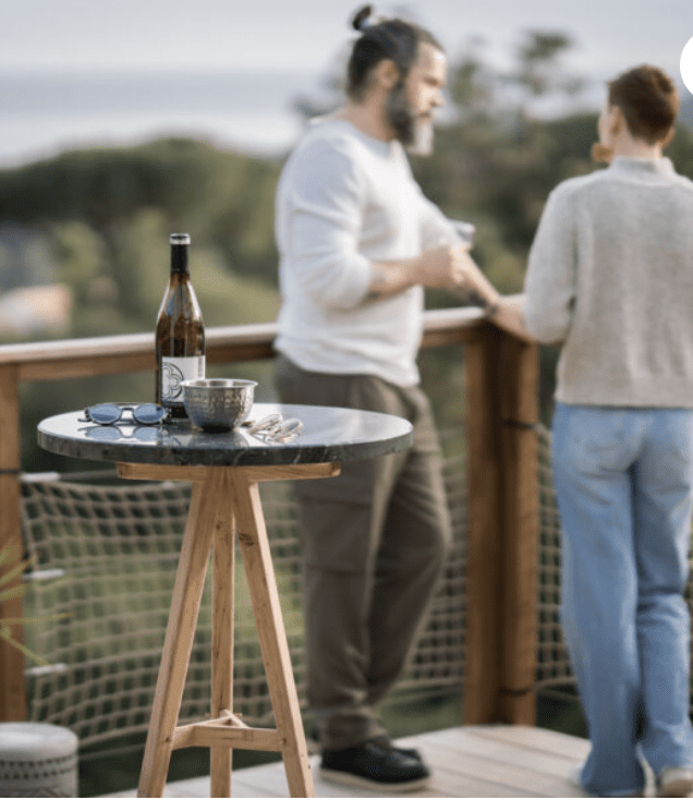 table haute design haut de gamme en matériaux réemploi